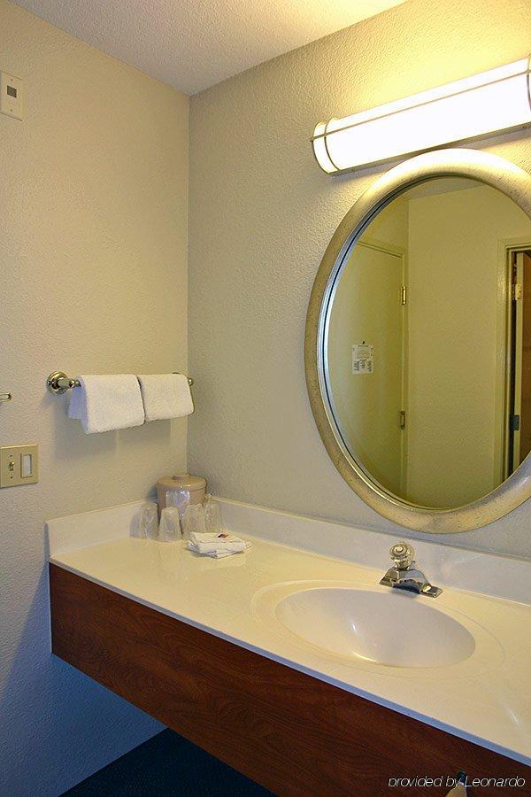 Motel 6-Portland, Or - Tigard West المظهر الخارجي الصورة