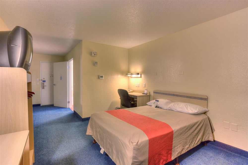 Motel 6-Portland, Or - Tigard West المظهر الخارجي الصورة