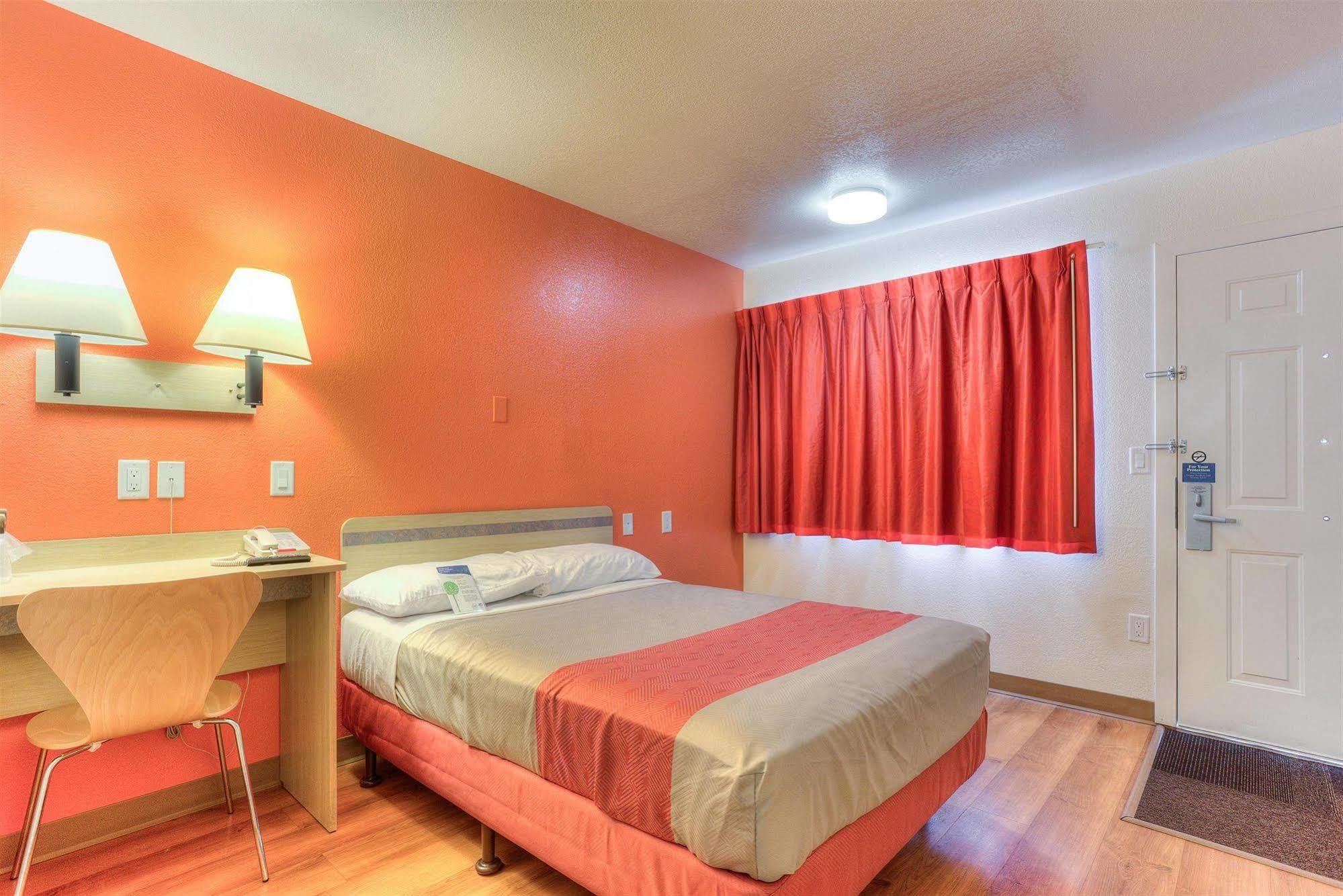 Motel 6-Portland, Or - Tigard West المظهر الخارجي الصورة