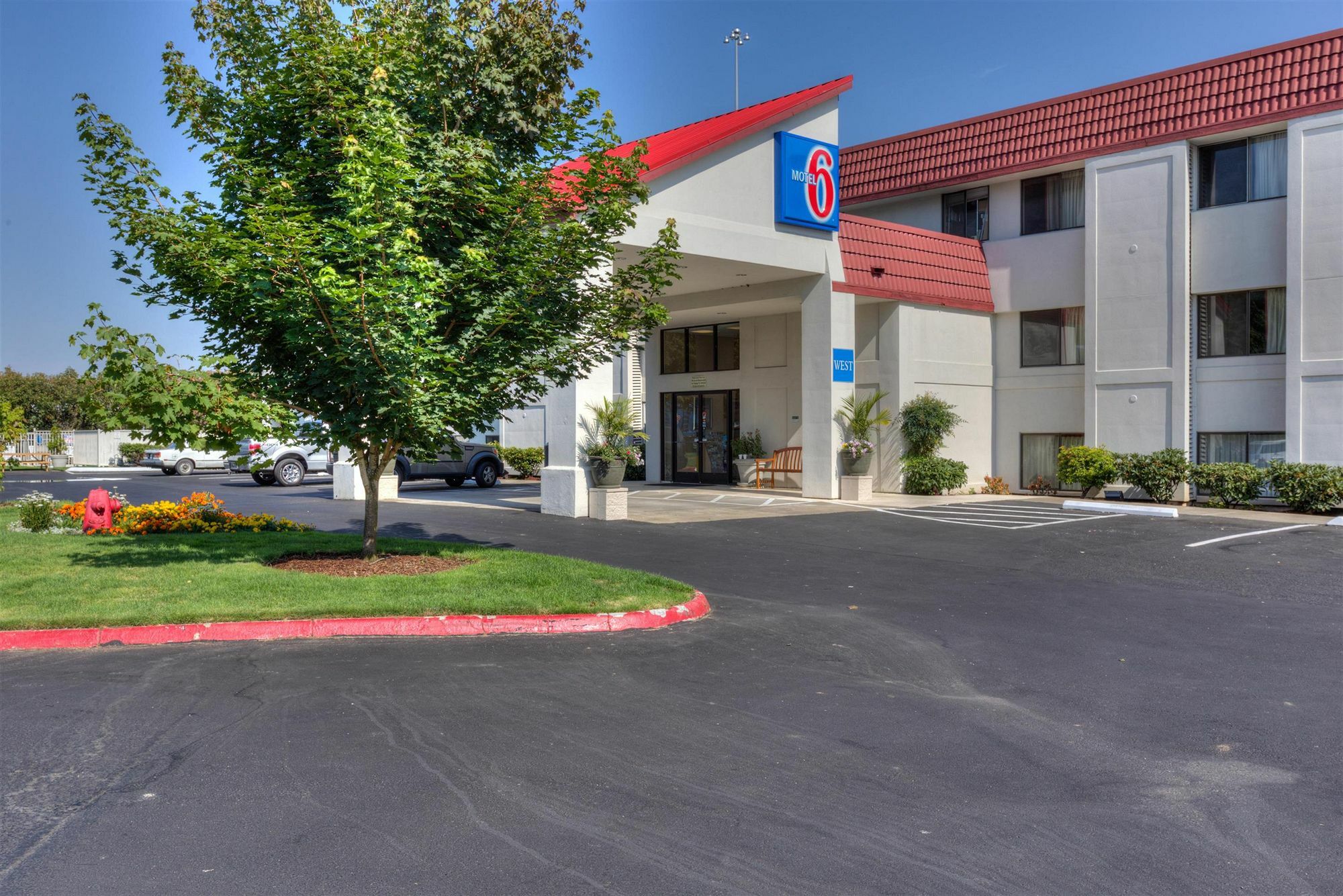 Motel 6-Portland, Or - Tigard West المظهر الخارجي الصورة