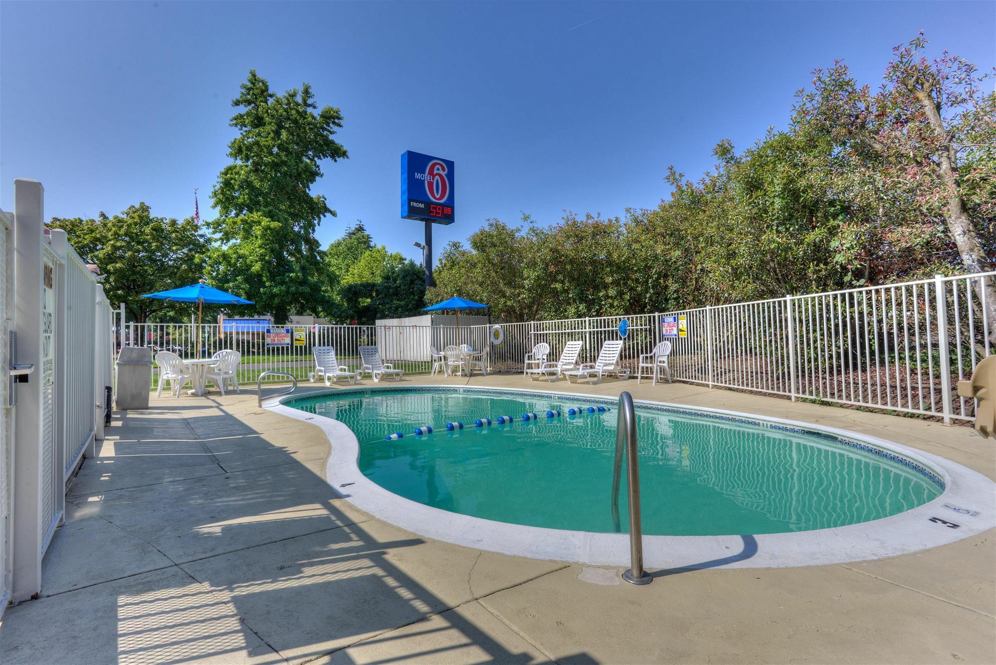 Motel 6-Portland, Or - Tigard West المظهر الخارجي الصورة
