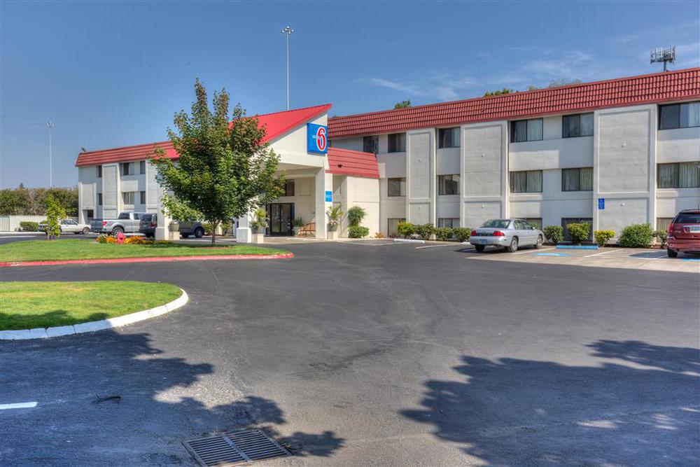 Motel 6-Portland, Or - Tigard West المظهر الخارجي الصورة