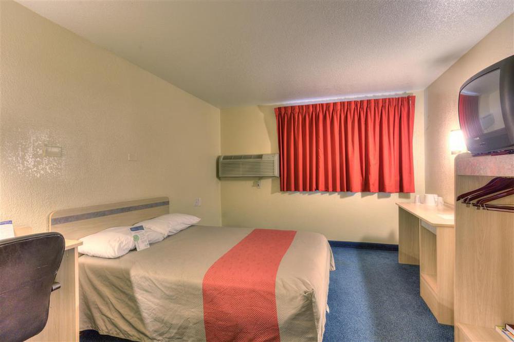 Motel 6-Portland, Or - Tigard West الغرفة الصورة